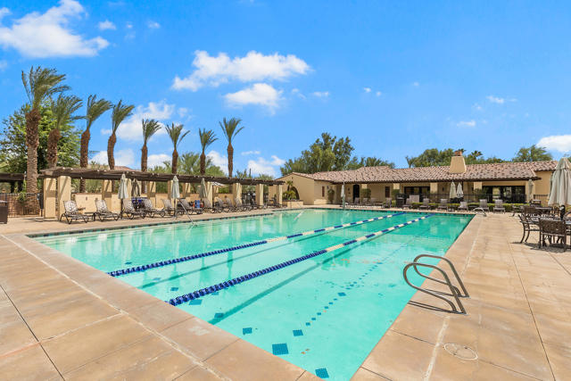 585 Via De La Paz, Palm Desert, CA 92211