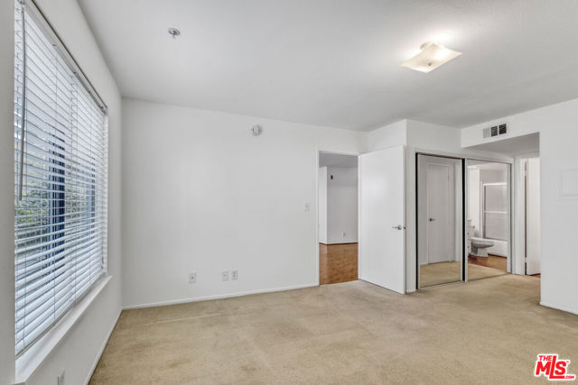 2121 Beloit Avenue, Los Angeles CA: https://media.crmls.org/mediaz/fba89d20-a2f4-468c-869f-2985cceff1f6.jpg