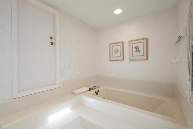 1360 Trinity Drive, Menlo Park CA: https://media.crmls.org/mediaz/fba8cf28-9cd0-492a-94a6-9c393bbaff4c.jpg