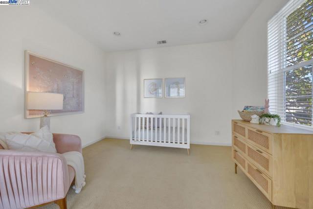 1508 Whispering Oaks Way, Pleasanton CA: https://media.crmls.org/mediaz/fba94cf5-76a0-4f6e-9dba-557e9280969a.jpg