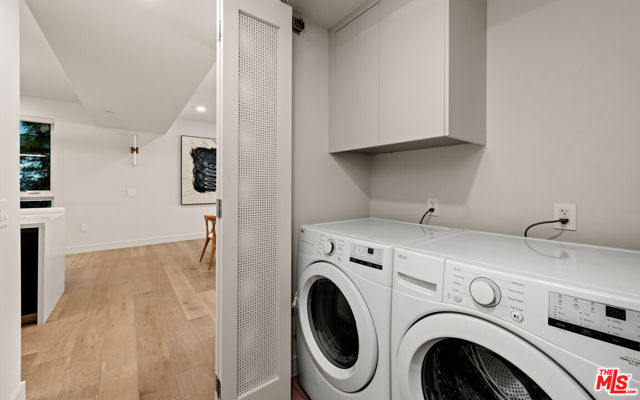 Drew Fenton | 505 S Barrington Avenue Los Angeles CA | MLS: 7082117