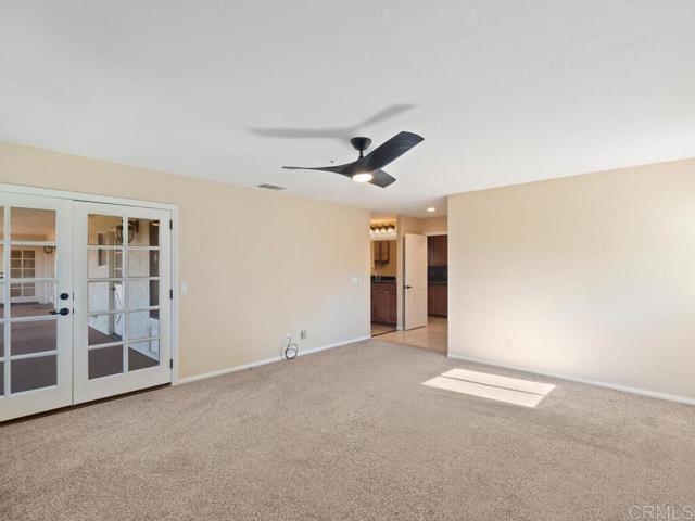 2230 Calle Dos Lomas, Fallbrook CA: https://media.crmls.org/mediaz/fbaa3dd7-a701-4f7b-83c5-d395ecc33450.jpg