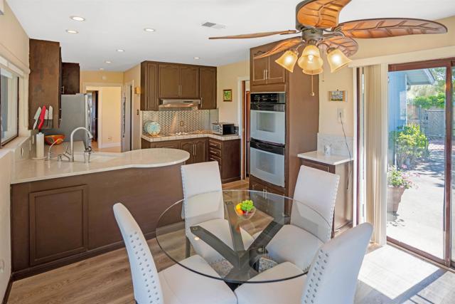 Detail Gallery Image 6 of 31 For 5221 Olive Hill Rd, Fallbrook,  CA 92028 - 7 Beds | 4 Baths