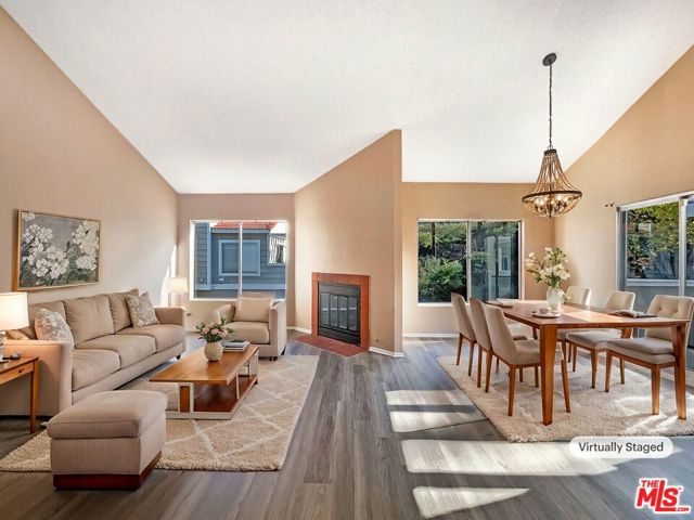 28160 Sloan Canyon Road, Castaic CA: https://media.crmls.org/mediaz/fbaa96e7-dc10-4f70-9f25-0ef2656c2fe0.jpg