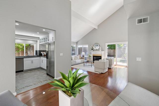 704 Prescott Lane, Foster City CA: https://media.crmls.org/mediaz/fbac8c7a-29c7-45ef-a4f5-79ba7f1aa344.jpg
