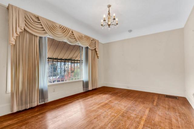 852 58th Street, Oakland CA: https://media.crmls.org/mediaz/fbacafc8-6029-4d1d-bd17-b7c5cccec4f5.jpg