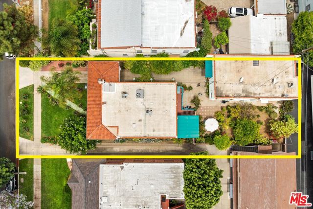 1266 N Flores Street, West Hollywood CA: https://media.crmls.org/mediaz/fbacd251-3fdf-417e-98a0-be8c92044783.jpg