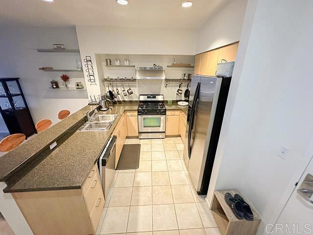 Detail Gallery Image 4 of 9 For 445 Island Ave #713,  San Diego,  CA 92101 - 1 Beds | 1 Baths