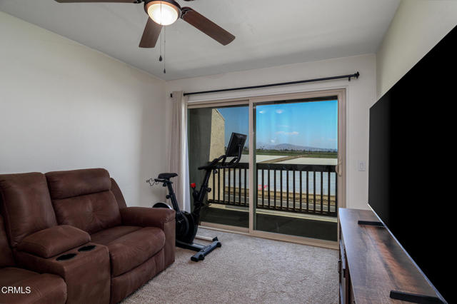 1501 Raccoon Court, Ventura CA: https://media.crmls.org/mediaz/fbae2806-cc29-491a-86ff-515a5aff658e.jpg