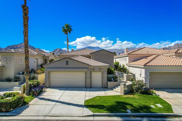 78071 Calle Norte, La Quinta CA: https://media.crmls.org/mediaz/fbae77a3-d94c-408c-9280-3a568c821d22.jpg