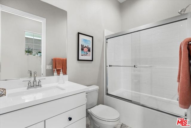 86 Burgundy, Rancho Mirage CA: https://media.crmls.org/mediaz/fbaeab99-a941-4a64-a97d-a6c390c94e34.jpg