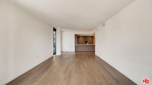 Image 13 of 60 For 1755 Ocean Avenue 303