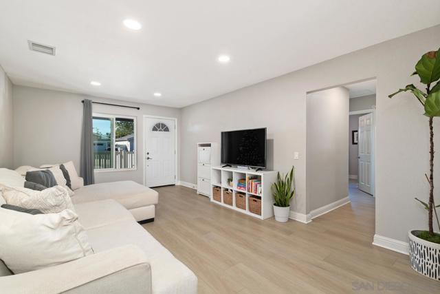 10845 Sandy Hook Road, San Diego CA: https://media.crmls.org/mediaz/fbb0a5cc-19d8-4496-9fcd-039149f24f67.jpg