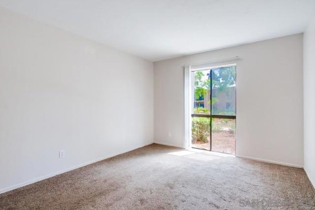 7858 Cowles Mountain Ct, San Diego CA: https://media.crmls.org/mediaz/fbb2194d-4a63-4f1b-9e7d-fa3d3e12dbf6.jpg