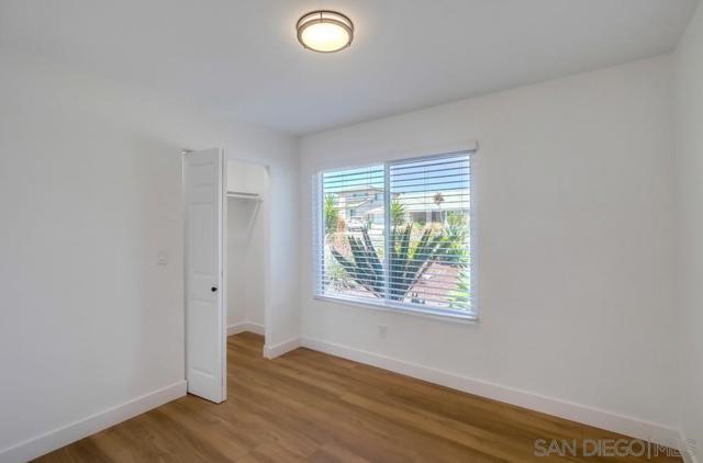 13113 Calle De Las Rosas, San Diego CA: https://media.crmls.org/mediaz/fbb23eff-06a6-41e2-b698-d96aa76b0857.jpg