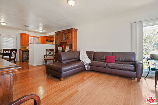 Image 3 for 3313 Wood Terrace, Los Angeles, CA 90027