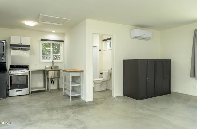 Detail Gallery Image 7 of 12 For 1221 a Fernside Dr, La Canada Flintridge,  CA 91011 - 0 Beds | 1 Baths