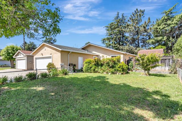 263 Vineyard Drive, San Jose CA: https://media.crmls.org/mediaz/fbb2c8e4-cc0d-4eb3-ba9b-e8de936d6a8b.jpg