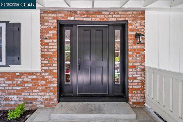 53 Brookside Rd., Orinda CA: https://media.crmls.org/mediaz/fbb45a4a-e71e-49c4-831b-e14e3c8e15d4.jpg