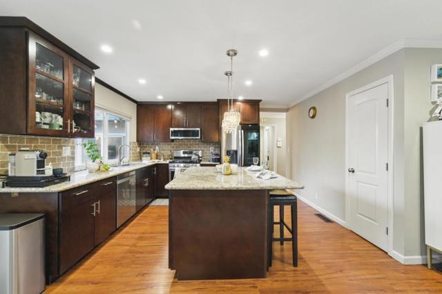 3821 Abbey Court, Campbell CA: https://media.crmls.org/mediaz/fbb4a999-0c16-4f4d-8c78-985cb0de0c69.jpg