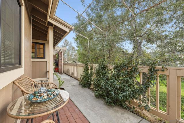 Image 8 of 53 For 29881 Circle R Creek Ln