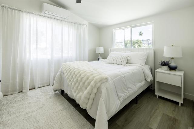 Detail Gallery Image 15 of 26 For 6994 Carthage St, San Diego,  CA 92120 - 4 Beds | 3 Baths