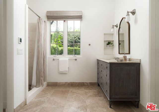 626 Sea Ranch Drive, Santa Barbara CA: https://media.crmls.org/mediaz/fbb673d0-f922-4ca4-8274-cae00ed2a3f4.jpg