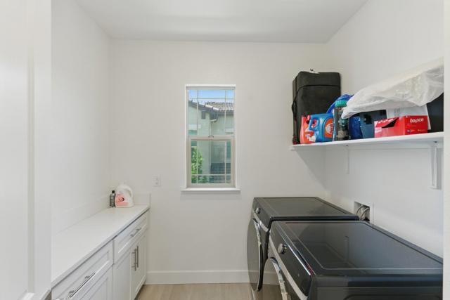 1122 S Morning Glory Drive, Mountain House CA: https://media.crmls.org/mediaz/fbb67598-0739-42af-a6d8-da9c8dc618c1.jpg