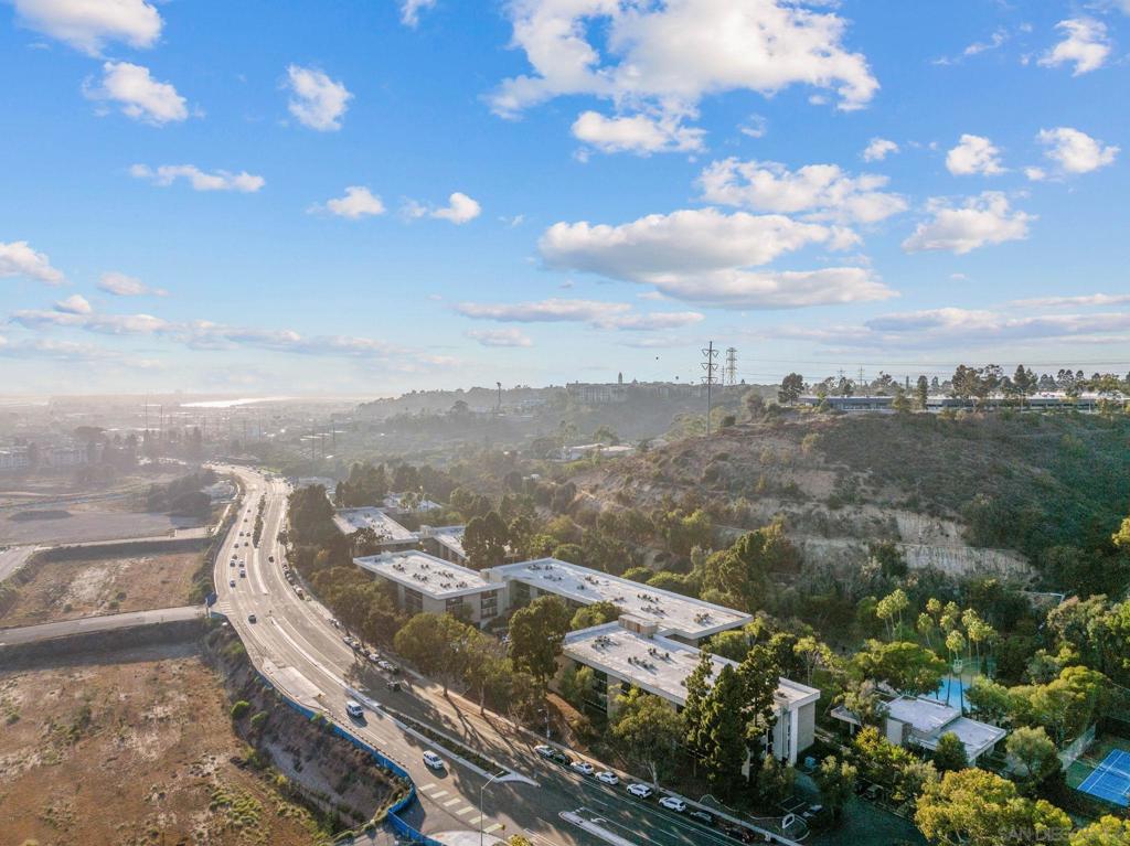 MLS #250039527SD image #34