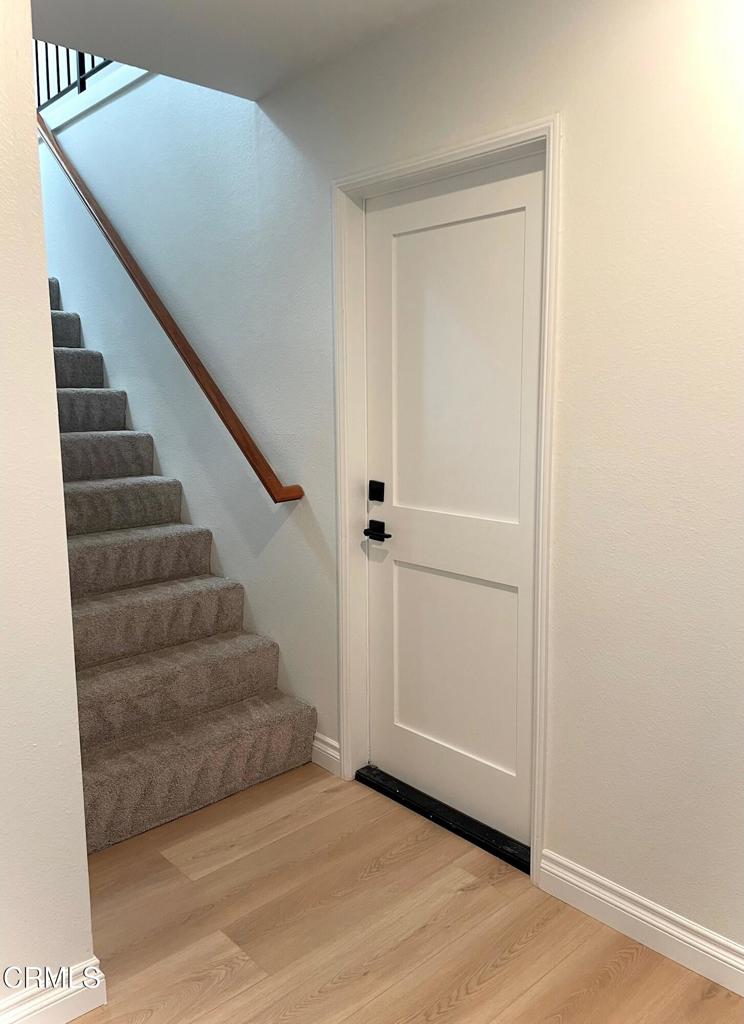 MLS #V1-33072 image #15