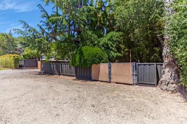 20335 Saratoga Los Gatos Road, Saratoga CA: https://media.crmls.org/mediaz/fbb808c8-9f51-494f-8570-96a465779471.jpg