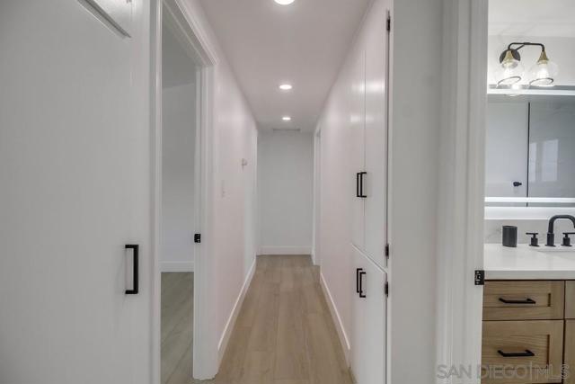 5165 WINTHROP ST, San Diego CA: https://media.crmls.org/mediaz/fbb9052b-66cd-4967-8037-1200ce627975.jpg