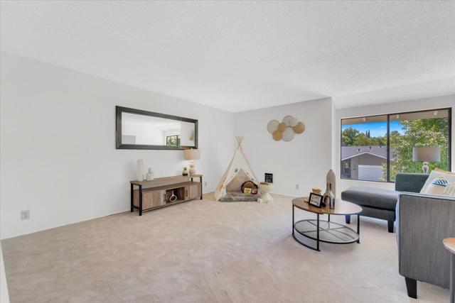 765 Finchwood Way, San Jose CA: https://media.crmls.org/mediaz/fbb9c18f-9dfd-41b2-85cb-e227a2f8de80.jpg