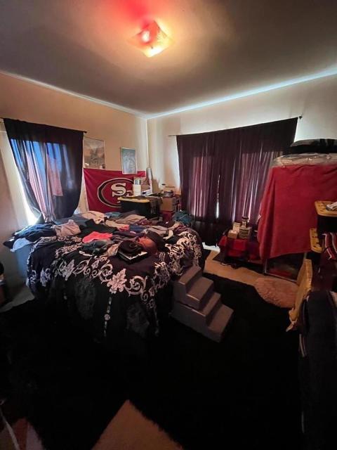 210 7th Lane, South San Francisco CA: https://media.crmls.org/mediaz/fbbd6424-e8b8-47e0-b632-bb62ecd7a3aa.jpg