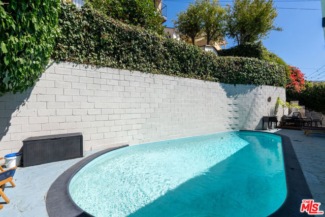 1840 Deloz Avenue, Los Angeles CA: https://media.crmls.org/mediaz/fbbd8a11-c9a8-4cb6-a763-7c5699728ffc.jpg