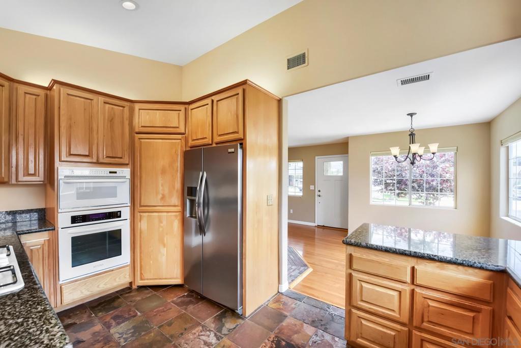 6542 Delfern St - photo 13