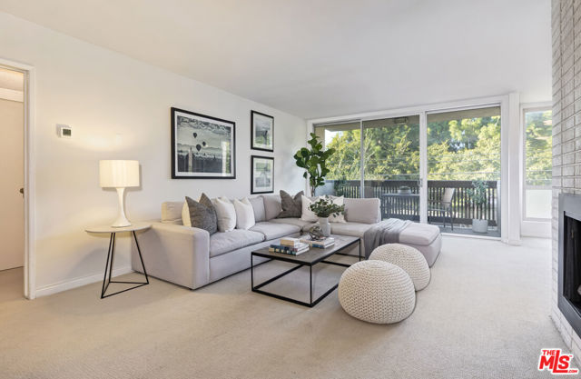 feature listing property photo