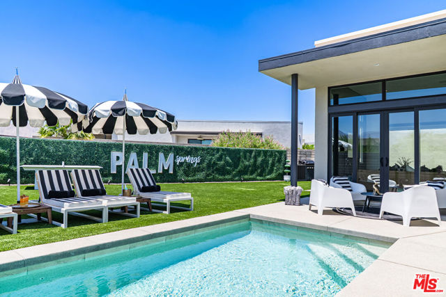 400 Fountain Drive, Palm Springs CA: https://media.crmls.org/mediaz/fbc2d484-c133-49b2-8992-3a85f66d1185.jpg