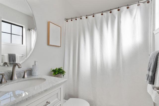 2627 Ohio Avenue, Redwood City CA: https://media.crmls.org/mediaz/fbc38392-75a5-48a2-af80-c3c5a97a3b1f.jpg