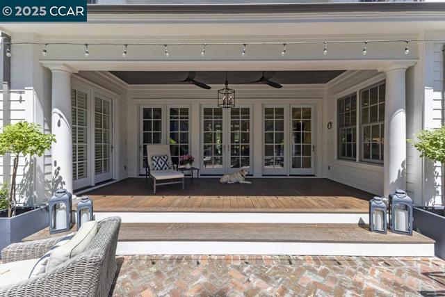 1826 Alameda Diablo, Diablo CA: https://media.crmls.org/mediaz/fbc3b440-77b3-482c-8f98-d6524e8bbe05.jpg