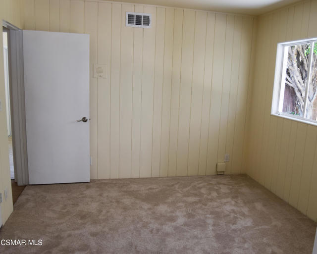 3315 S Bentley Avenue, Los Angeles CA: https://media.crmls.org/mediaz/fbc517b6-64c2-4786-b350-a93ec86c1e3b.jpg