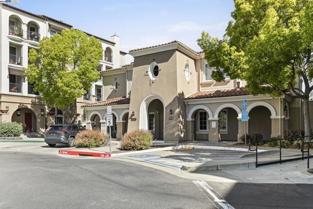 3275 Dublin Blvd, Dublin CA: https://media.crmls.org/mediaz/fbc54b9e-9557-4330-92df-45a378b10937.jpg