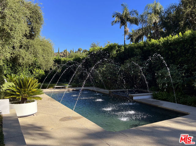3970 Archdale Road, Encino CA: https://media.crmls.org/mediaz/fbc55cbf-b6d4-41dc-b6d4-51a56d747930.jpg