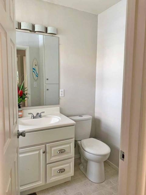1138 Laurel Street, Santa Cruz CA: https://media.crmls.org/mediaz/fbc59151-21a6-4370-8c90-2e0e4a1a661b.jpg