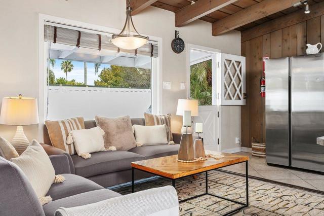 Detail Gallery Image 15 of 47 For 367 Beech Ave, Carlsbad,  CA 92008 - 2 Beds | 2 Baths