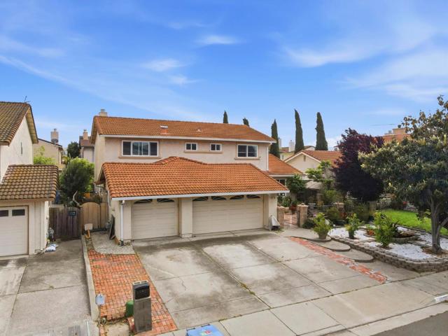 2878 Glen Ascot Way, San Jose CA: https://media.crmls.org/mediaz/fbc8006c-009e-4463-a859-97f9757d7218.jpg