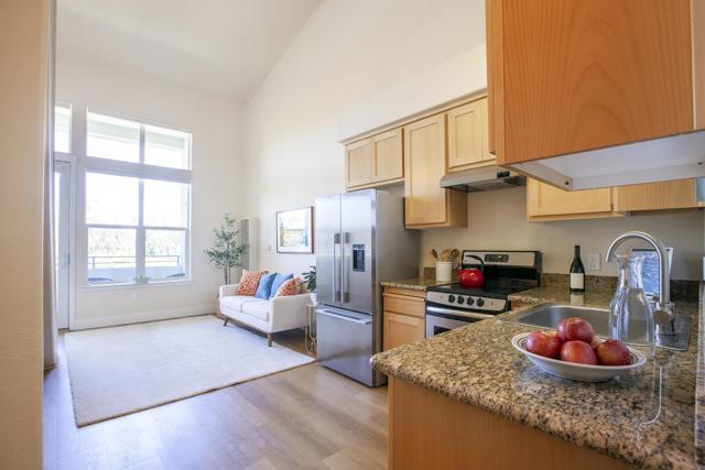 224 Laurel Street, Santa Cruz CA: https://media.crmls.org/mediaz/fbc81fed-829e-486b-bc5f-4c70bbfe837e.jpg