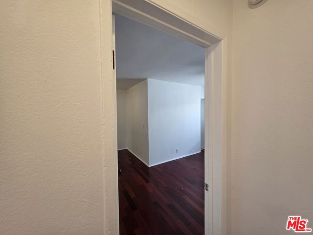 4822 Mascot Street, Los Angeles CA: https://media.crmls.org/mediaz/fbc87dc1-df1f-41e6-96ac-15a8004e1623.jpg