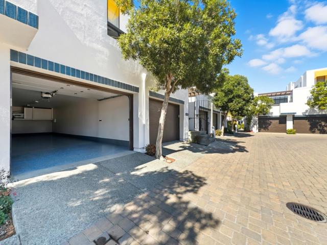 831 Balboa Lane, Foster City CA: https://media.crmls.org/mediaz/fbc88870-904c-4dc8-99a4-00b582b14bf8.jpg