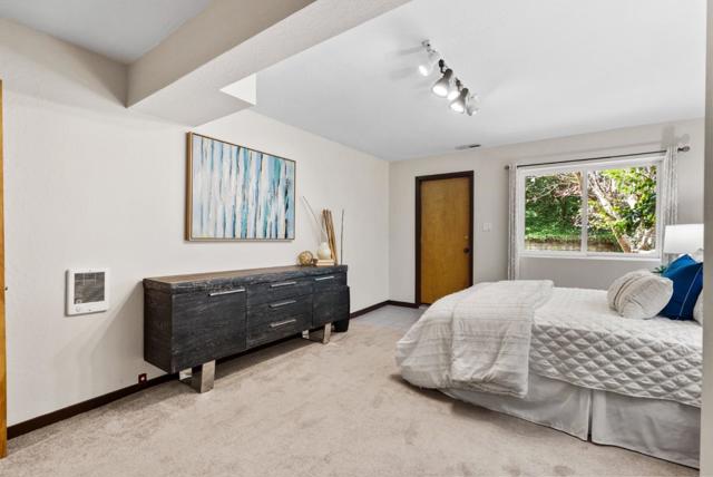 162 Madera Avenue, San Carlos CA: https://media.crmls.org/mediaz/fbc8d2ac-819d-43cf-81b2-49b230eaa150.jpg